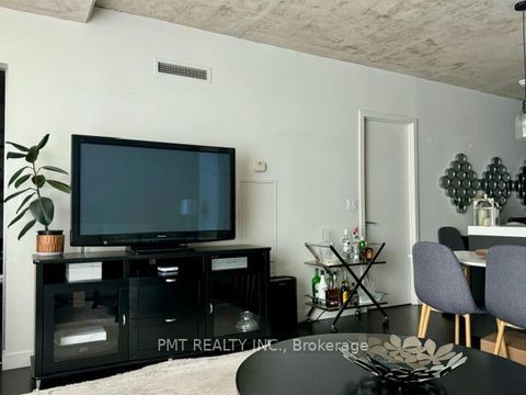 Photo 7 at 613 - 55 Stewart Street, Waterfront Communities C1, Toronto