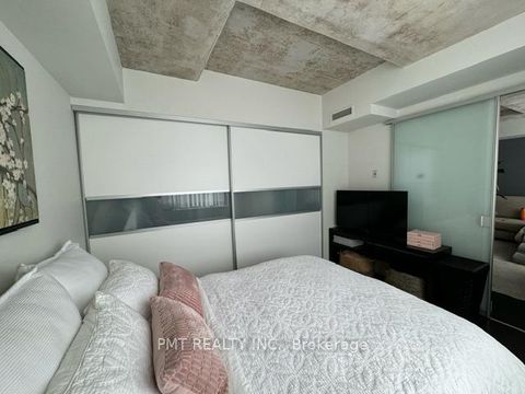 Photo 11 at 613 - 55 Stewart Street, Waterfront Communities C1, Toronto