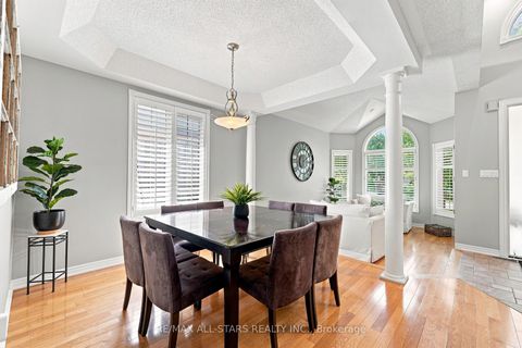 Photo 10 at 15 Ivygreen Road, Historic Lakeshore Communities, Georgina