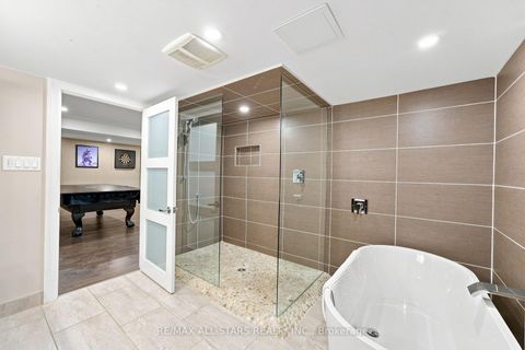 Photo 33 at 15 Ivygreen Road, Historic Lakeshore Communities, Georgina