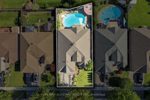Photo 43 at 15 Ivygreen Road, Historic Lakeshore Communities, Georgina