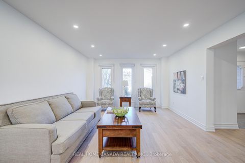 Photo 4 at 20 Saddletree Drive, Steeles, Toronto