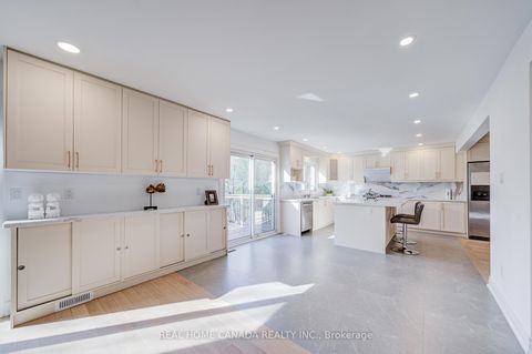 Photo 17 at 20 Saddletree Drive, Steeles, Toronto