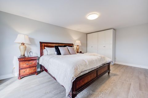 Photo 26 at 20 Saddletree Drive, Steeles, Toronto