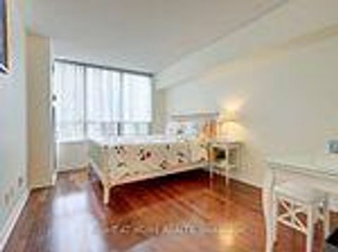 Photo 14 at 905 - 7 Bishop Avenue, Newtonbrook East, Toronto