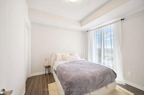 Photo 8 at 813 - 10 Abeja Street, Concord, Vaughan