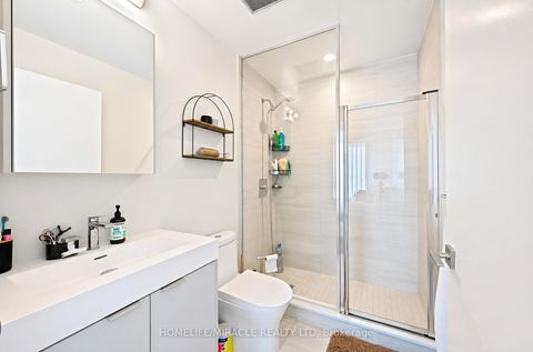 Photo 10 at 813 - 10 Abeja Street, Concord, Vaughan