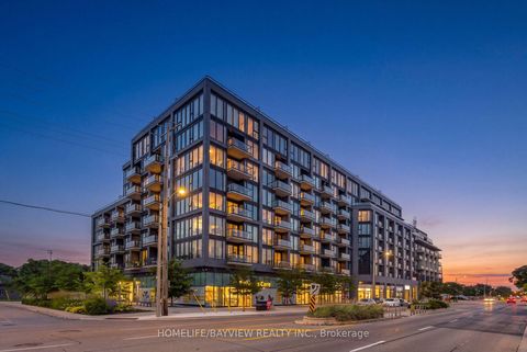 Photo 1 at 609 - 7 Smith Crescent, Queensway, Toronto