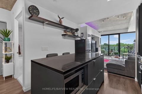 Photo 12 at 609 - 7 Smith Crescent, Queensway, Toronto