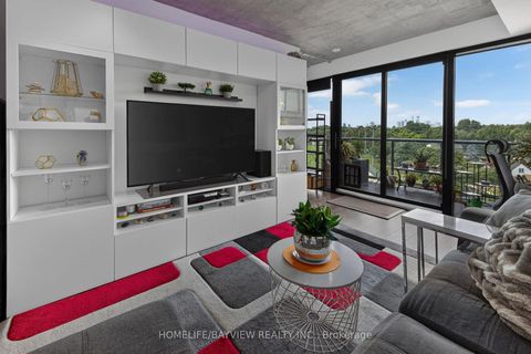 Photo 18 at 609 - 7 Smith Crescent, Queensway, Toronto