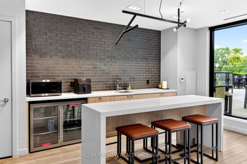 Photo 34 at 609 - 7 Smith Crescent, Queensway, Toronto