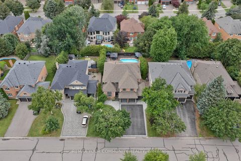Photo 3 at 786 Exceller Circle, Wyndham, Newmarket
