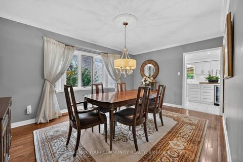 Photo 10 at 786 Exceller Circle, Wyndham, Newmarket