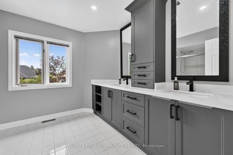 Photo 25 at 786 Exceller Circle, Wyndham, Newmarket