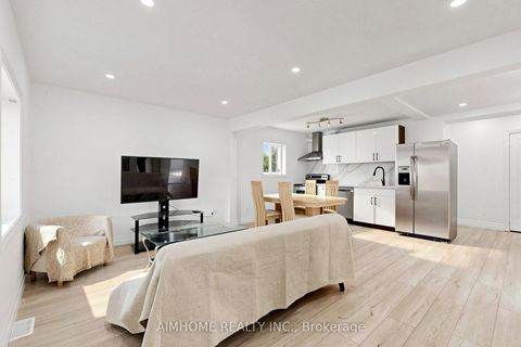 Photo 4 at 95 Steeles Avenue E, Newtonbrook East, Toronto