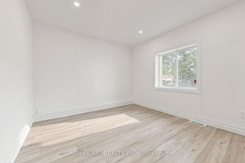 Photo 14 at 95 Steeles Avenue E, Newtonbrook East, Toronto