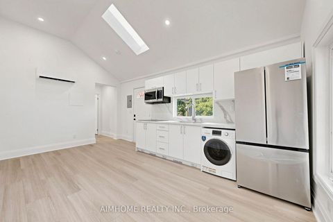 Photo 23 at 95 Steeles Avenue E, Newtonbrook East, Toronto