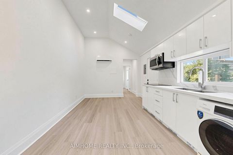 Photo 24 at 95 Steeles Avenue E, Newtonbrook East, Toronto