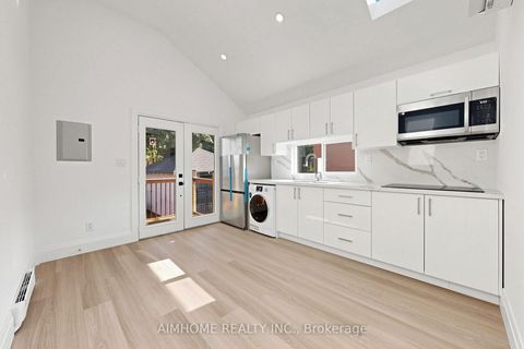 Photo 45 at 95 Steeles Avenue E, Newtonbrook East, Toronto