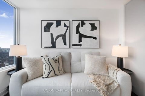 Photo 1 at 4908 - 319 Jarvis Street, Moss Park, Toronto