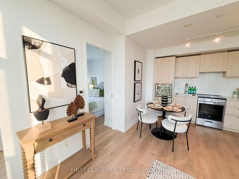 Photo 1 at 2805 - 501 YONGE Street, Yonge Corridor, Toronto