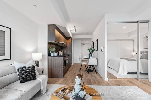 Photo 4 at 635 - 1100 Sheppard Avenue W, York University Heights, Toronto