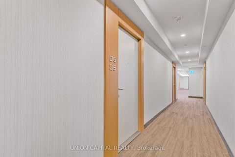 Photo 17 at 635 - 1100 Sheppard Avenue W, York University Heights, Toronto