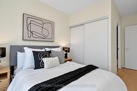 Photo 12 at 507 - 252 Church Street, Yonge Corridor, Toronto