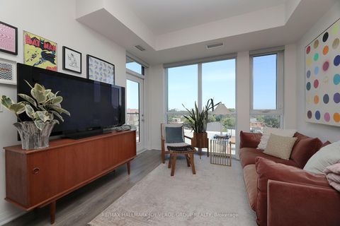 Photo 8 at 616 - 2301 Danforth Avenue, Danforth, Toronto