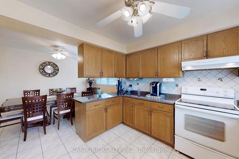 Photo 13 at 105 Hallsport Crescent, CFB, Toronto