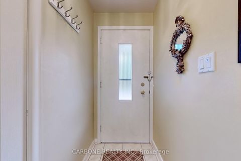Photo 16 at 105 Hallsport Crescent, CFB, Toronto