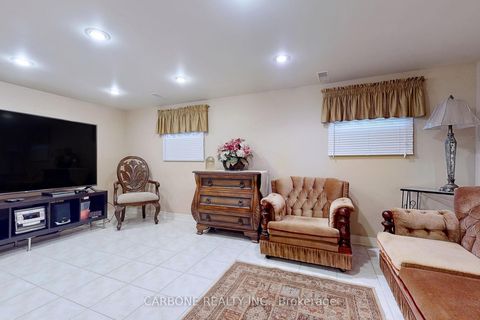Photo 26 at 105 Hallsport Crescent, CFB, Toronto