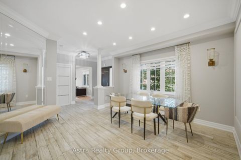 Photo 8 at 162 Corner Brook Crescent, Vellore Village, Vaughan