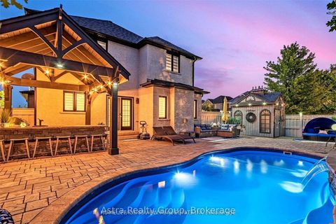 Photo 44 at 162 Corner Brook Crescent, Vellore Village, Vaughan