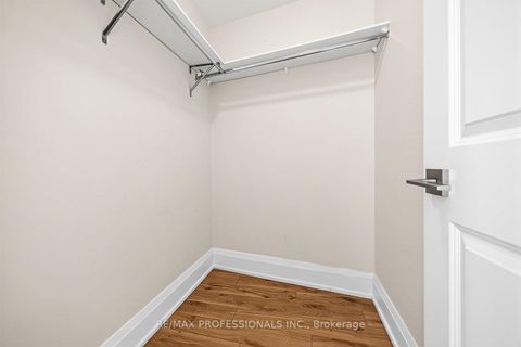 Photo 15 at 417 - 2 Old Mill Drive, Swansea, Toronto