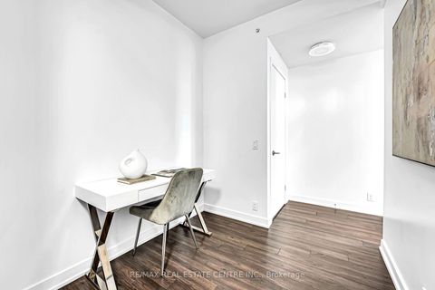 Photo 2 at 809 - 10 Park Lawn Road, Mimico, Toronto