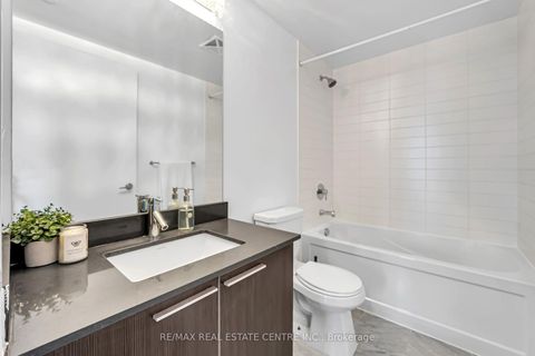 Photo 5 at 809 - 10 Park Lawn Road, Mimico, Toronto