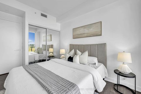 Photo 16 at 809 - 10 Park Lawn Road, Mimico, Toronto