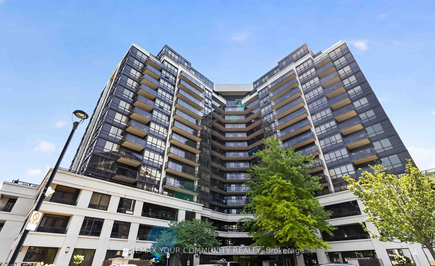 902 - 1060 Sheppard Avenue W, York University Heights, Toronto photo 6