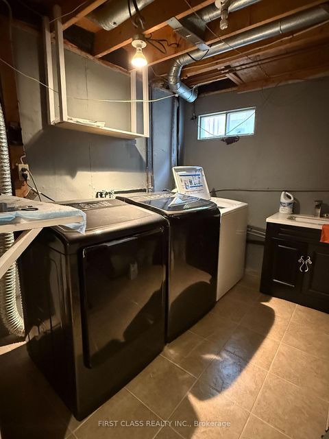 Photo 12 at 17 Harnworth Drive, Hillcrest Village, Toronto
