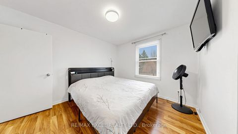 Photo 18 at 2 Hughes Street, Oak Ridges, Richmond Hill