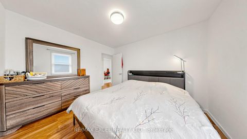 Photo 19 at 2 Hughes Street, Oak Ridges, Richmond Hill