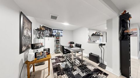 Photo 27 at 2 Hughes Street, Oak Ridges, Richmond Hill