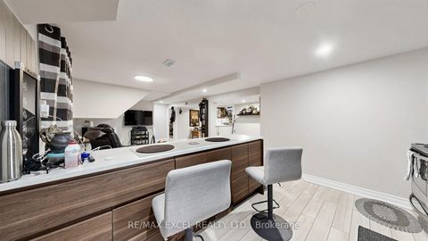 Photo 32 at 2 Hughes Street, Oak Ridges, Richmond Hill