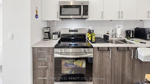 Photo 16 at 68A Tisdale Avenue, Victoria Village, Toronto
