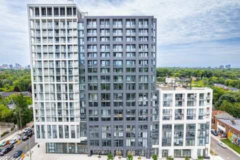 Photo 3 at 216 - 2020 Bathurst Street, Cedarvale, Toronto