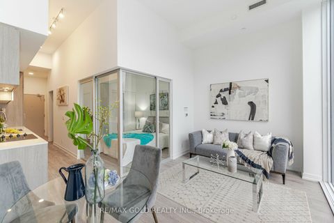 Photo 6 at 216 - 2020 Bathurst Street, Cedarvale, Toronto