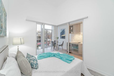 Photo 17 at 216 - 2020 Bathurst Street, Cedarvale, Toronto