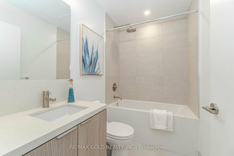 Photo 20 at 216 - 2020 Bathurst Street, Cedarvale, Toronto