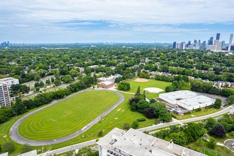 Photo 29 at 216 - 2020 Bathurst Street, Cedarvale, Toronto
